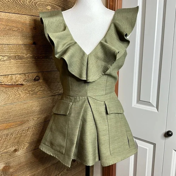 C/MEO Collective Ultirior Top Blouse Green Ruffle Double V-Neck Sleeveless XXS - Picture 5 of 11